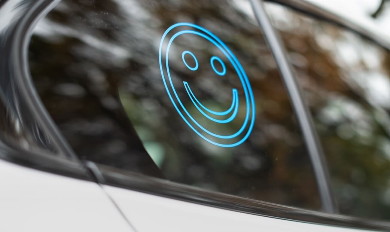 Fahrschule SULI – Unser freundliches Smile auf den Fahrschulautos