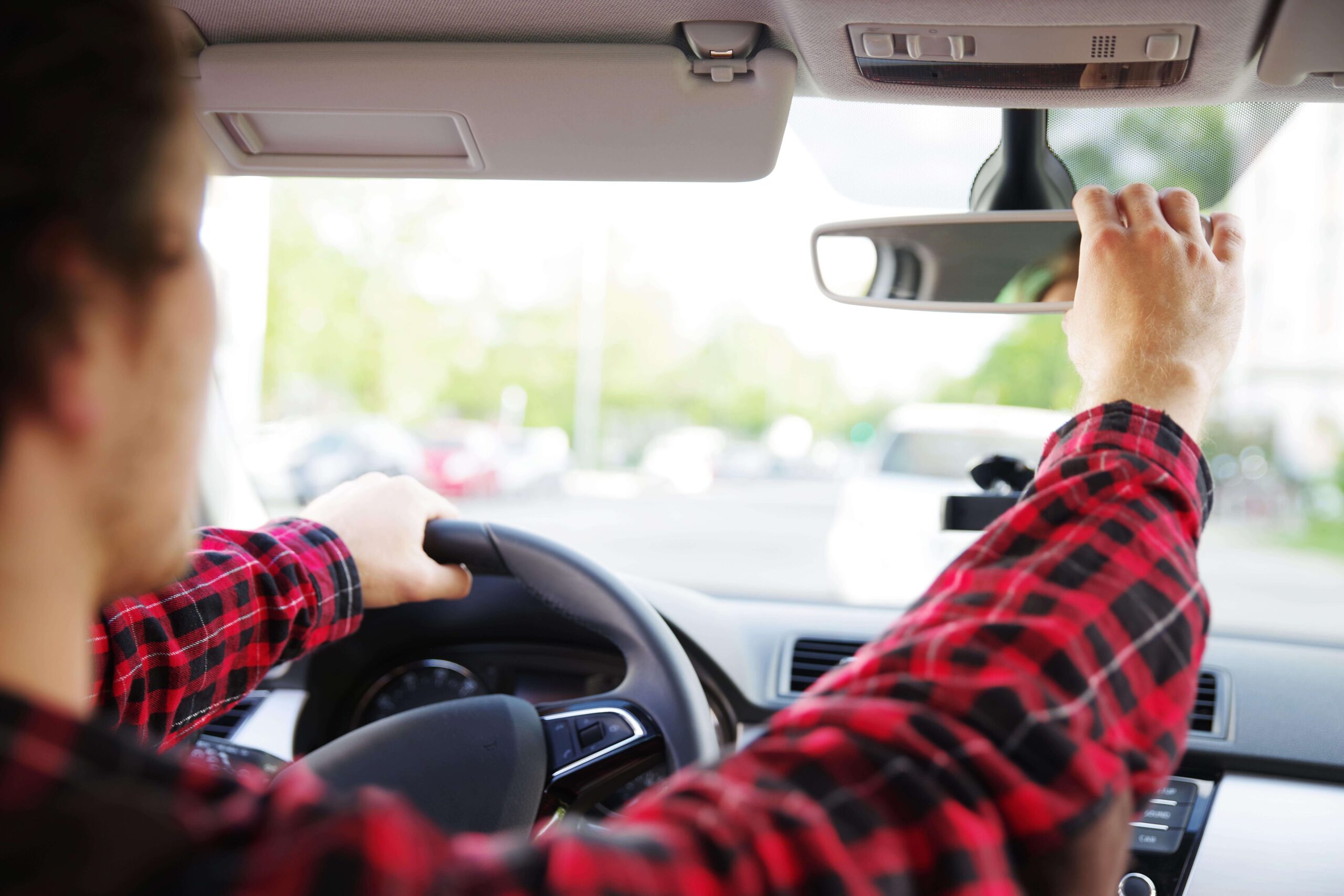 Bereit für die Strasse: Wichtige Sicherheitstipps für Fahranfänger